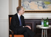 President Ilham Aliyev meets Brookfield Asset Management CEO in New York (PHOTO)