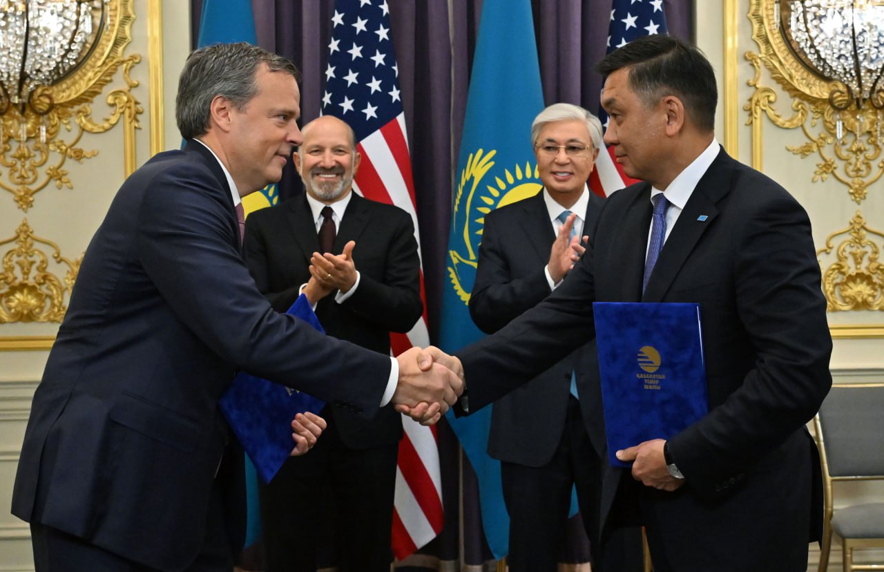 Kazakhstan reveals locomotive supply plans with Wabtec