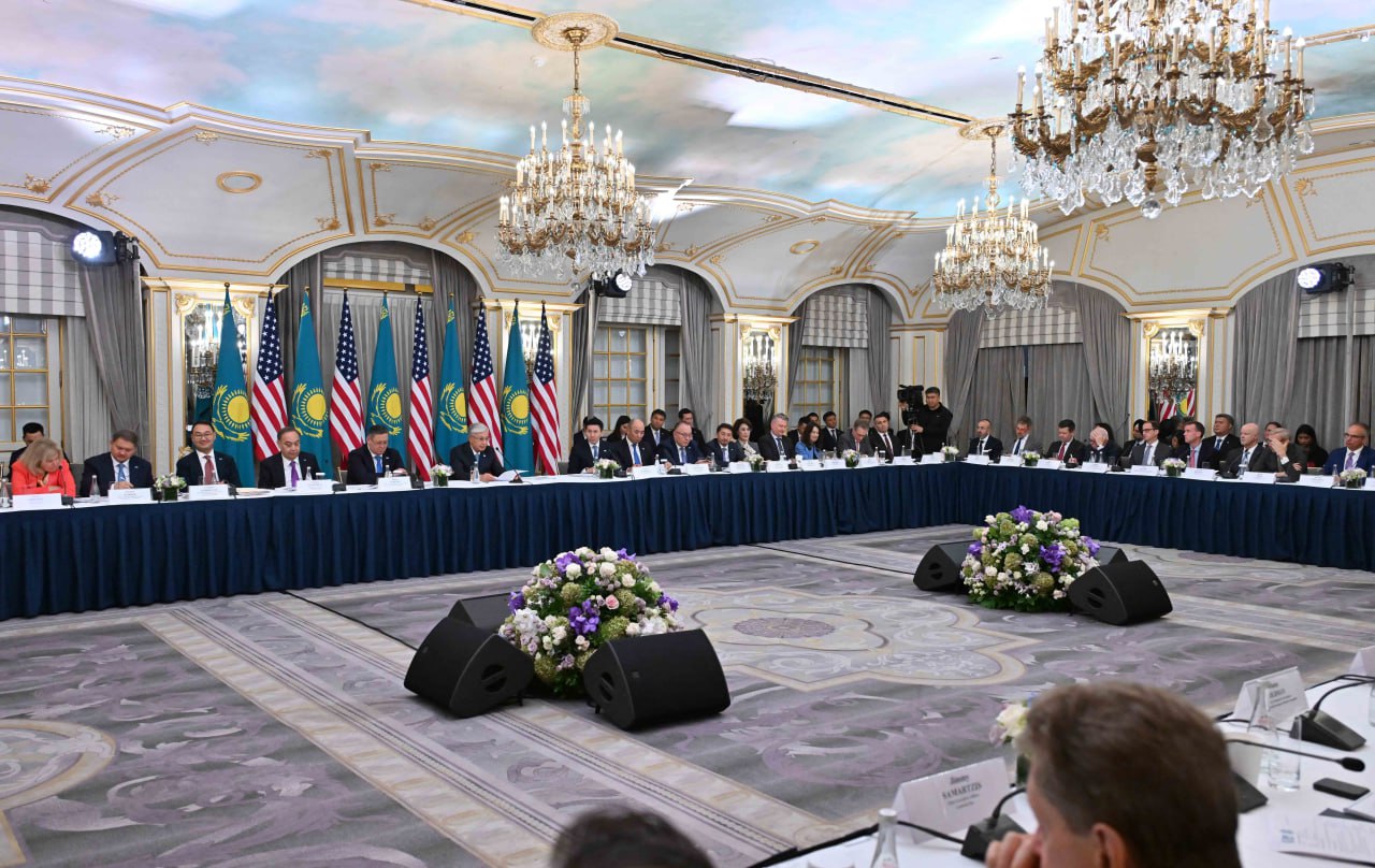 Kazakhstan reaffirms energy cooperation with U.S. partners at major oil fields