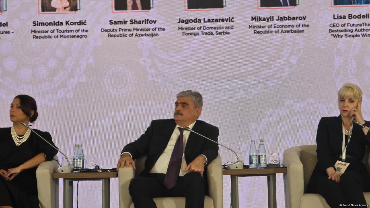Baku hosts first Azerbaijan International Investment Forum (PHOTO)