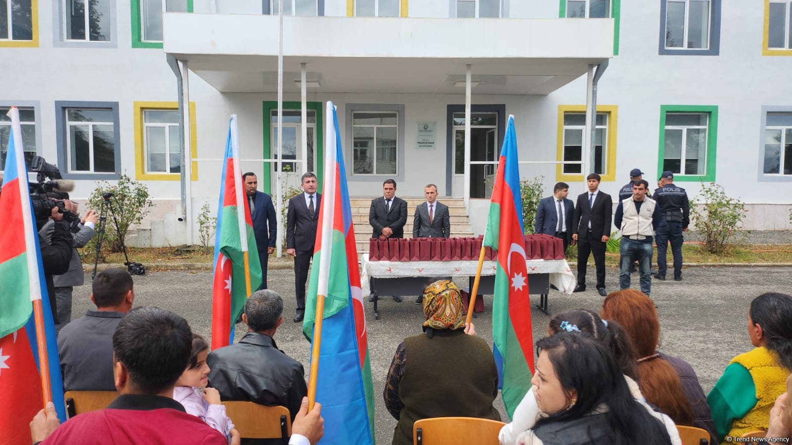 Azerbaijan's Hasanriz welcomes more ex-IDPs with keys to new homes in Aghdara (PHOTO)