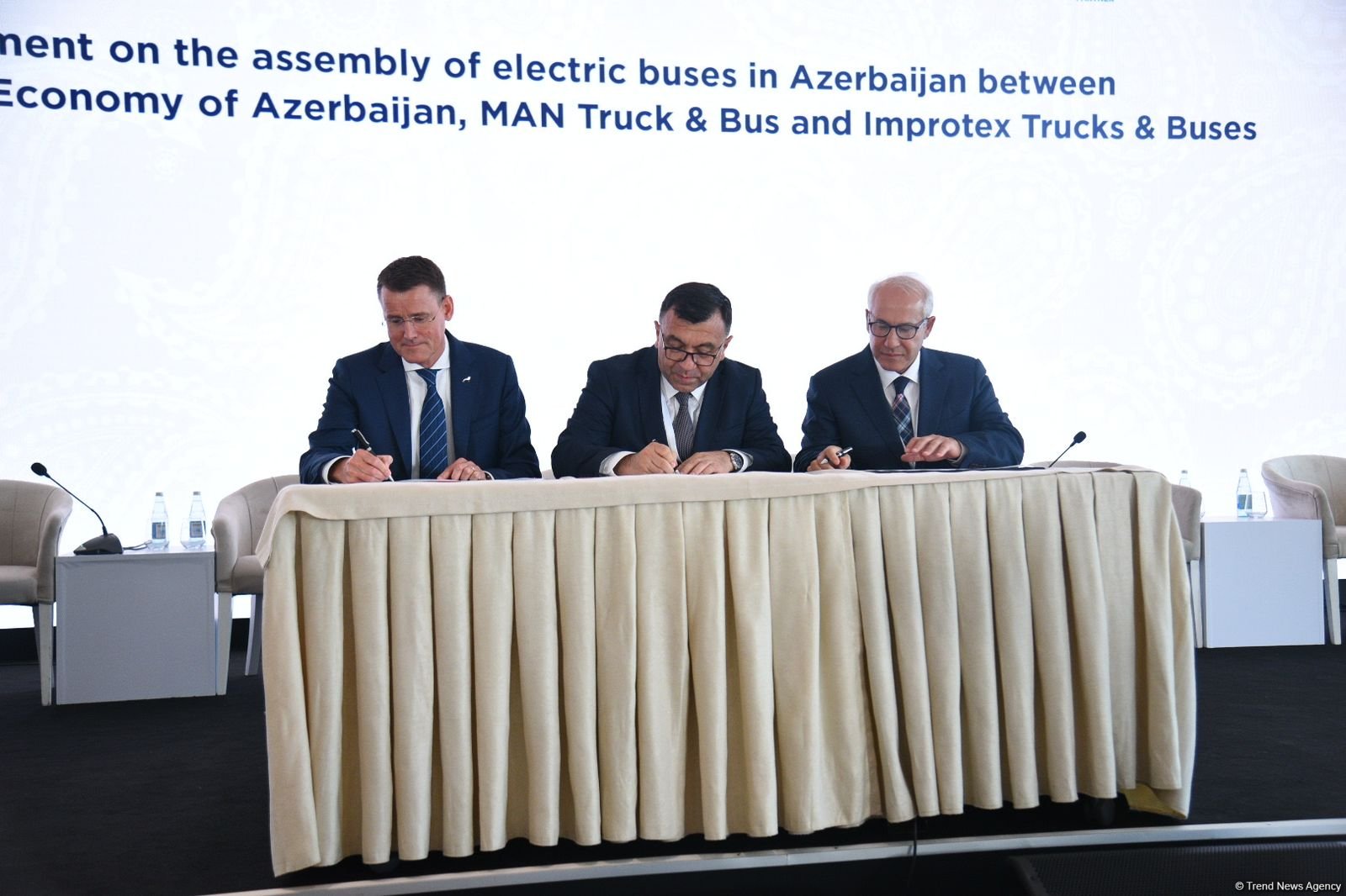 Azerbaijan rolling out electric bus assembly project