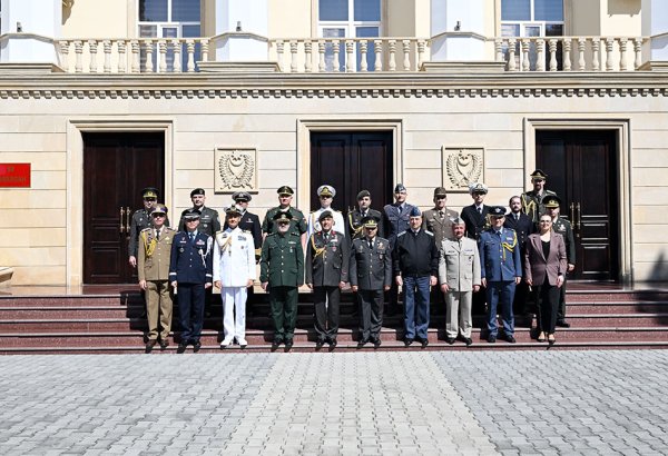Foreign attachés in Azerbaijan visit Military Institute named after Heydar Aliyev (PHOTO)