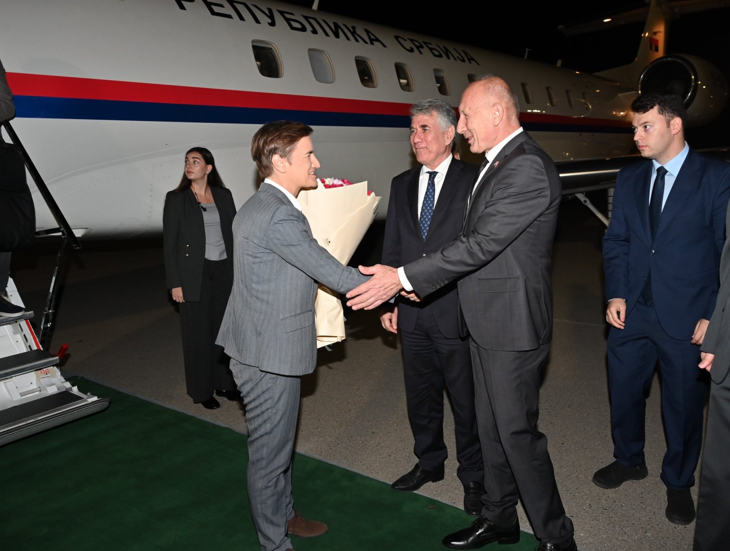 Chairwoman of National Assembly of Serbia arrives in Azerbaijan (PHOTO)