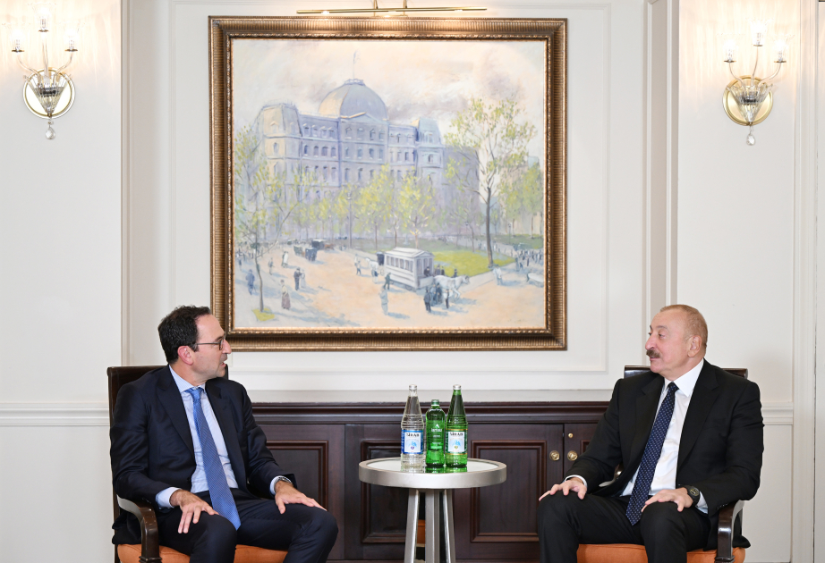 President Ilham Aliyev meets President and CEO of Blackstone in New York (PHOTO/VIDEO)