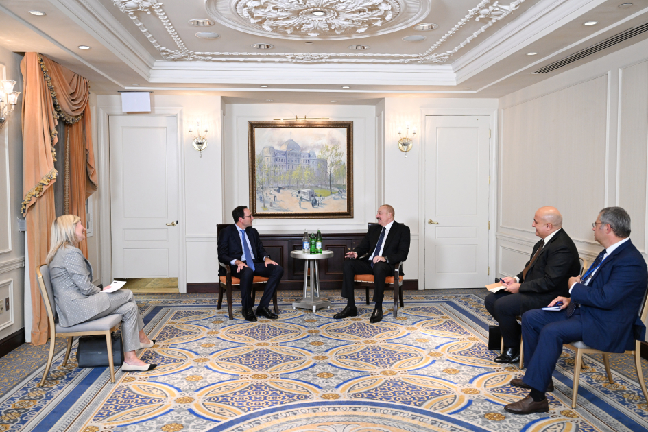 President Ilham Aliyev meets President and CEO of Blackstone in New York (PHOTO/VIDEO)