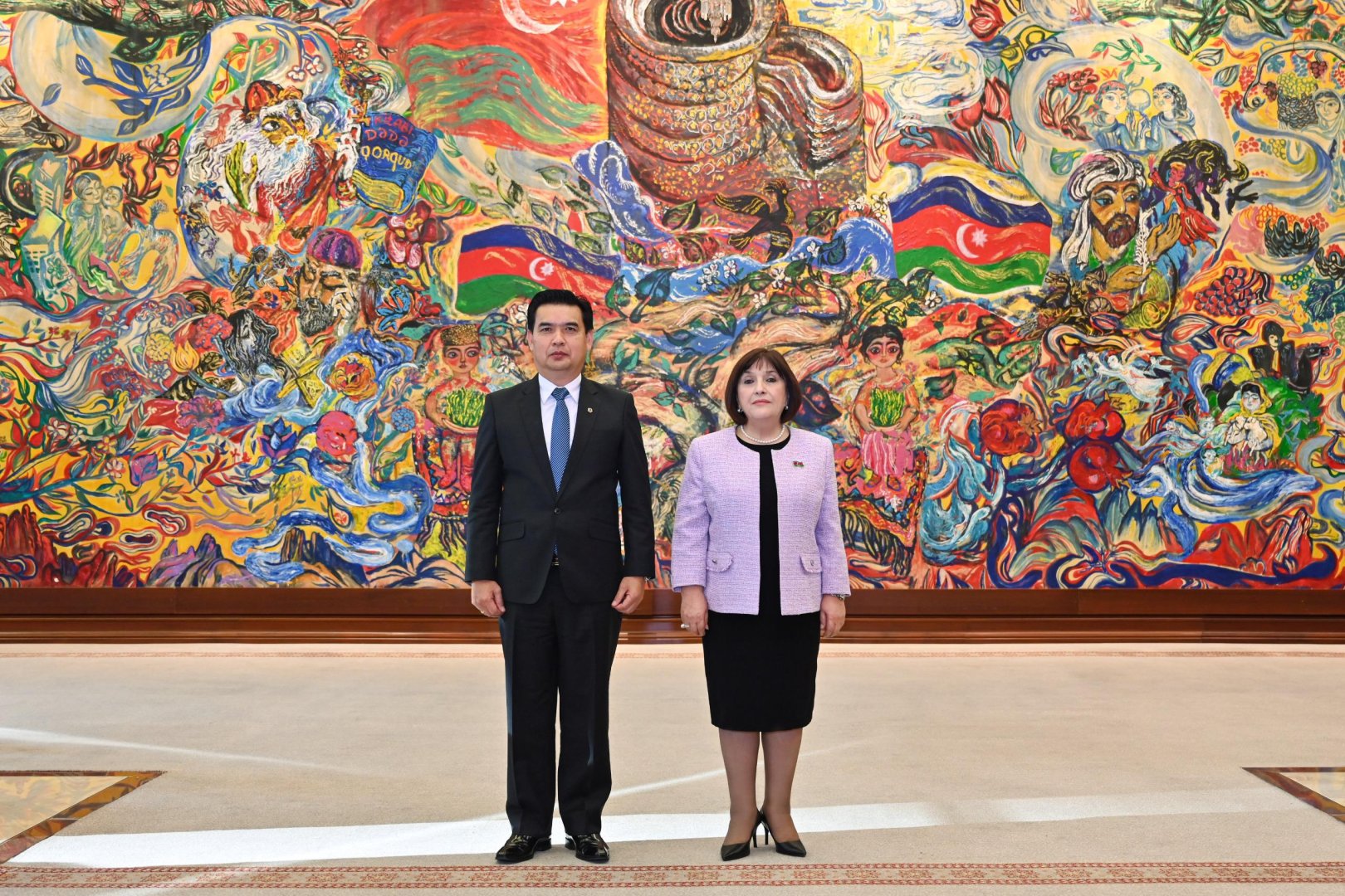 Azerbaijani Parliament speaker meets Laos chief prosecutor (PHOTO)