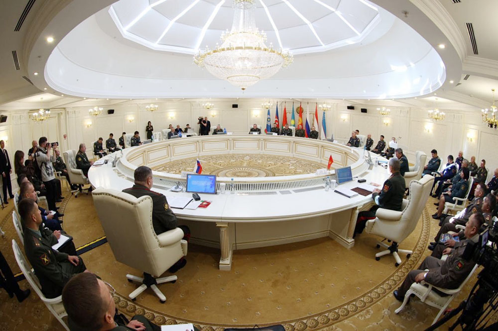 Azerbaijan’s top military leader joins CIS Chiefs of Staff Committee meeting (PHOTO)