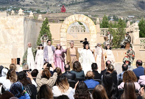 Nasimi Festival carrying on in poet's hometown of Shamakhi in Azerbaijan (PHOTO)
