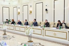 Azerbaijani Parliament speaker meets with Serbian National Assembly's chair (PHOTO)