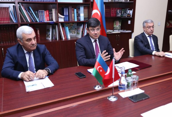 Rectors of famous Turkish universities meet with Azerbaijani diaspora committee (PHOTO)