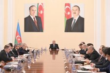 Azerbaijan crunches numbers on next year’s budget and economic outlook (PHOTO)