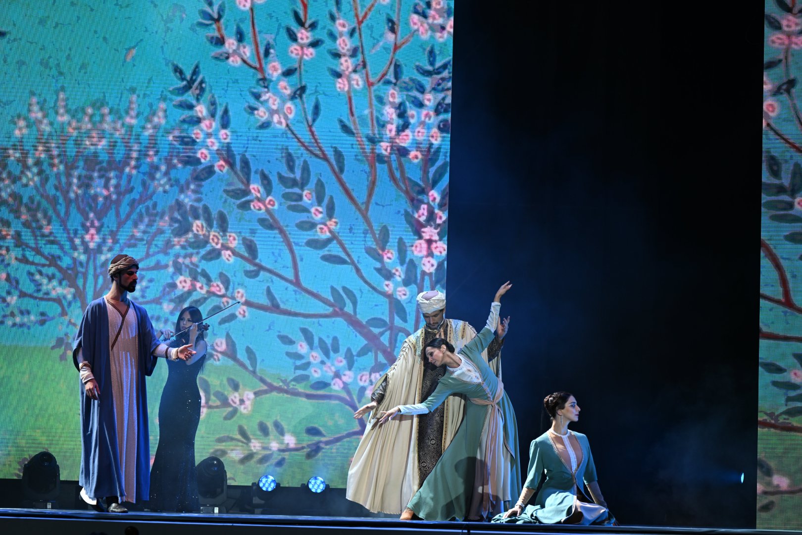 Nasimi Gardens Complex shines with premiere of ballet 'The Legend of Nasimi' (PHOTO)