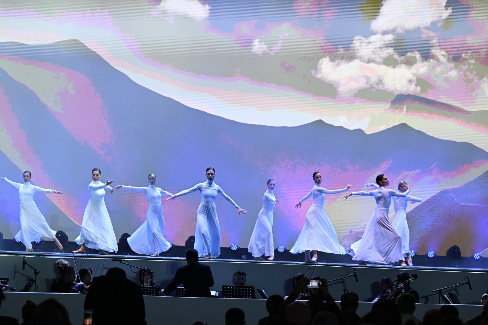 Nasimi Gardens Complex shines with premiere of ballet 'The Legend of Nasimi' (PHOTO)