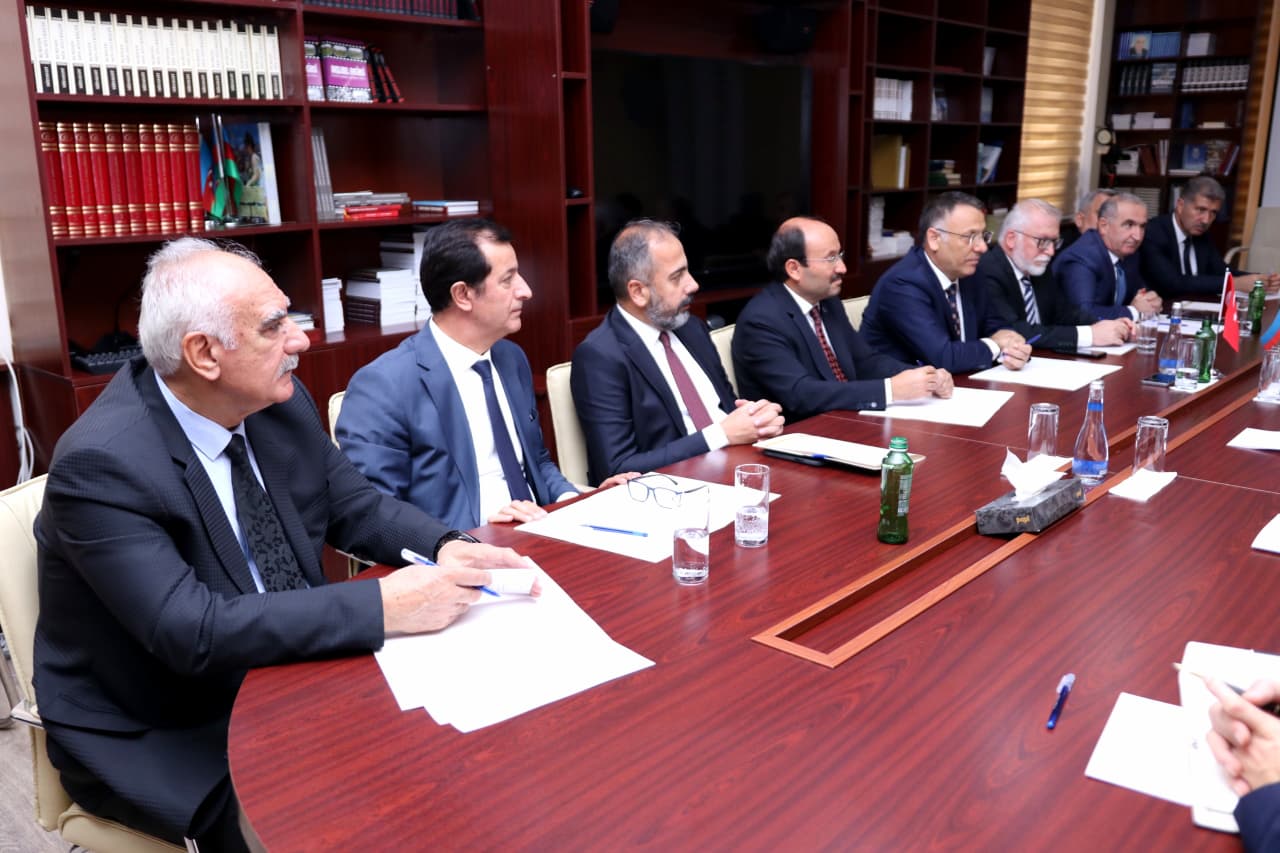 Rectors of famous Turkish universities meet with Azerbaijani diaspora committee (PHOTO)