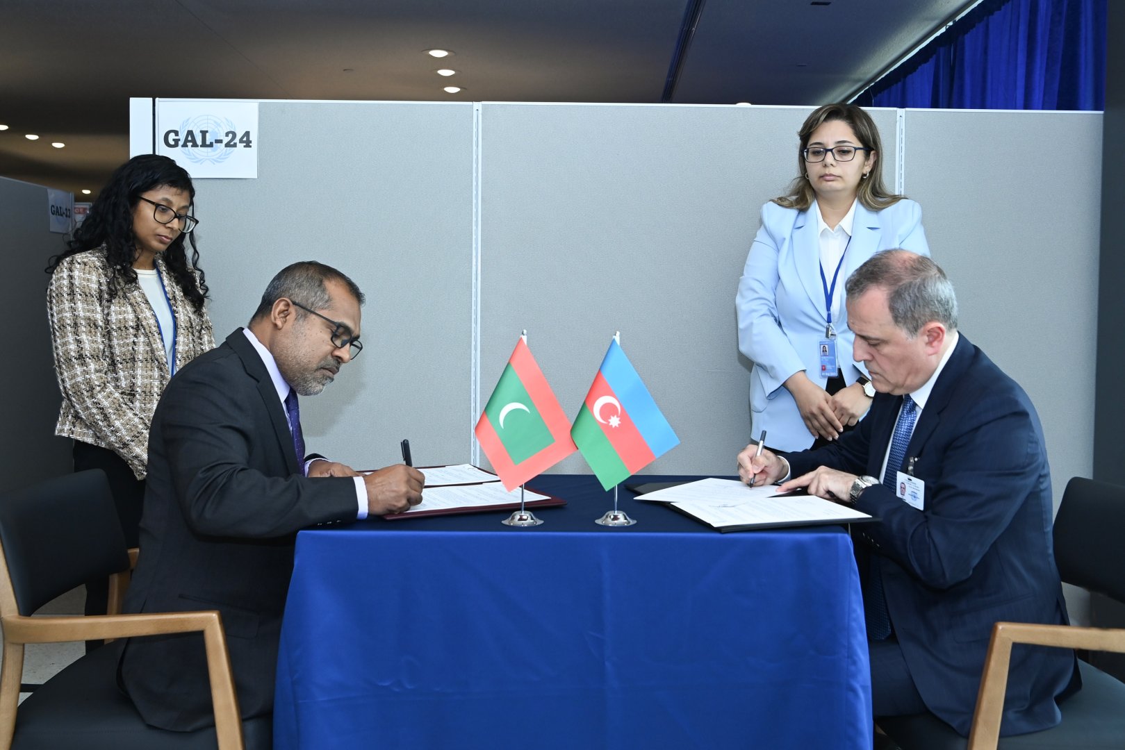 Azerbaijan, Maldives sign visa-free agreement (PHOTO)