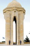 Chilean MPs visit tomb of National Leader Heydar Aliyev and Alley of Martyrs (PHOTO)