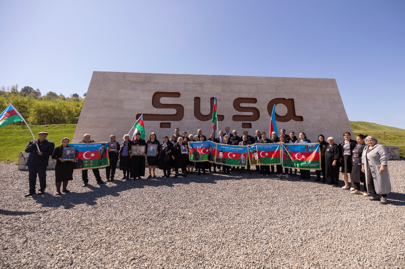 “AzerGold” CJSC organizes visit of martyrs’ families to the city of Shusha (PHOTO)