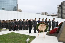 Azerbaijani top officials pay tribute at Victory Park Memorial on Remembrance Day (PHOTO)