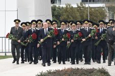 Azerbaijani top officials pay tribute at Victory Park Memorial on Remembrance Day (PHOTO/VIDEO)