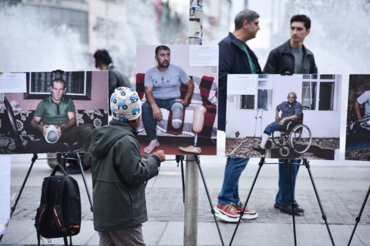 German Munich opens photo exhibition about mine victims in Azerbaijan (PHOTO)