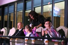 Heartfelt meeting of President Ilham Aliyev and First Lady Mehriban Aliyeva with children of martyrs in Ganja (PHOTO/VIDEO)