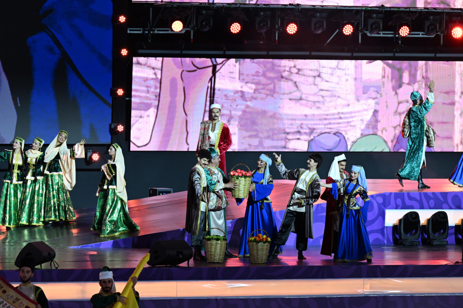 President Ilham Aliyev, First Lady Mehriban Aliyeva watch 3rd CIS Games in Ganja (PHOTO/VIDEO)