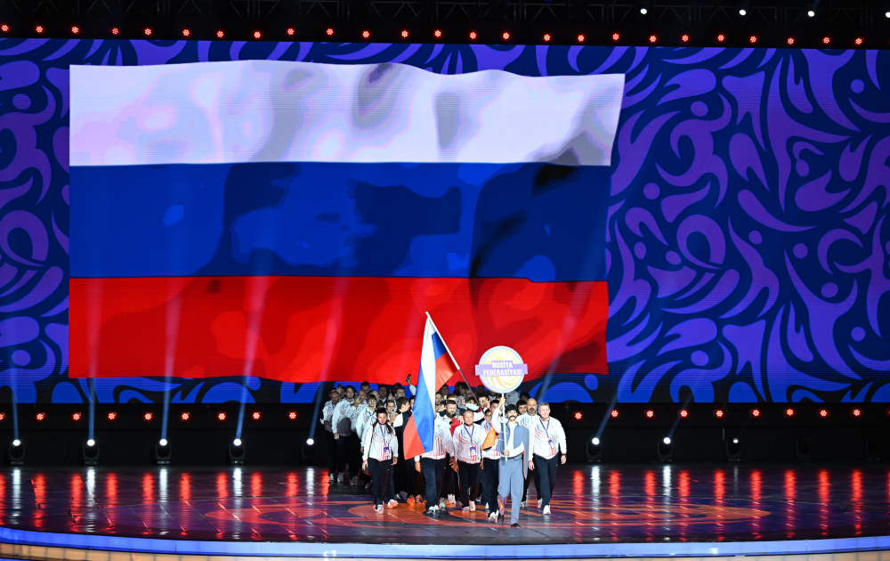 President Ilham Aliyev, First Lady Mehriban Aliyeva watch 3rd CIS Games in Ganja (PHOTO)