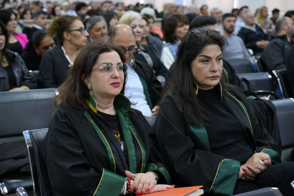 Azerbaijani court presses on with trial of Armenians charged with war crimes (PHOTO)