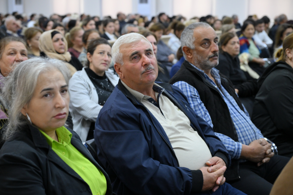 Azerbaijani court presses on with trial of Armenians charged with war crimes (PHOTO)