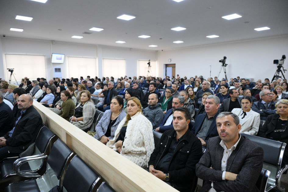 Azerbaijani court presses on with trial of Armenians charged with war crimes (PHOTO)