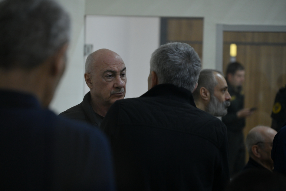 Azerbaijani court presses on with trial of Armenians charged with war crimes (PHOTO)
