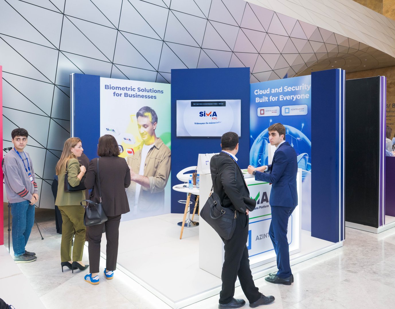 Organized by PASHA Holding, INMerge Innovation Summit wraps up first day in Baku (PHOTO)