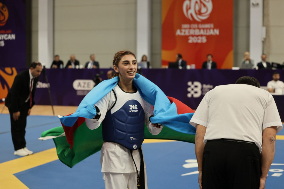 Azerbaijan sweeps three golds in Taekwondo on day one of 3rd CIS Games (PHOTO)