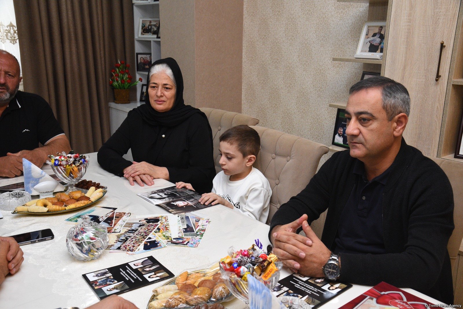 Baku Network think tank's heads visit martyr journalist Siraj Abishov's family (PHOTO/VIDEO)