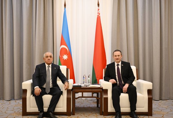 Azerbaijani and Belarusian prime ministers hold talks in Minsk (PHOTO)