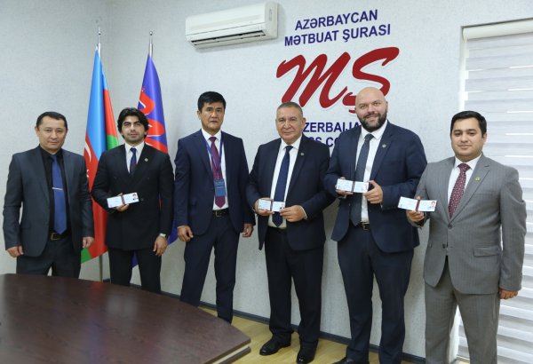 Chairman of Uzbekistan’s Journalists Union visits Azerbaijan’s Press Council (PHOTO)
