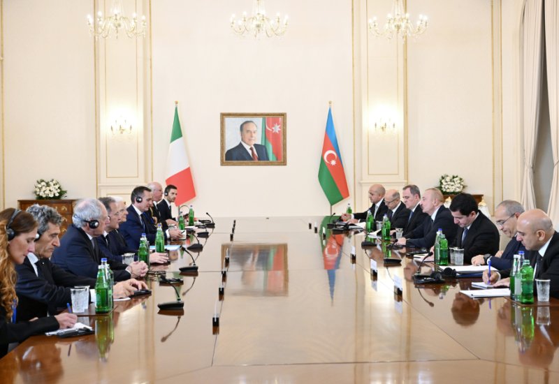 President Ilham Aliyev, President Sergio Mattarella hold expanded meeting (PHOTO/VIDEO)