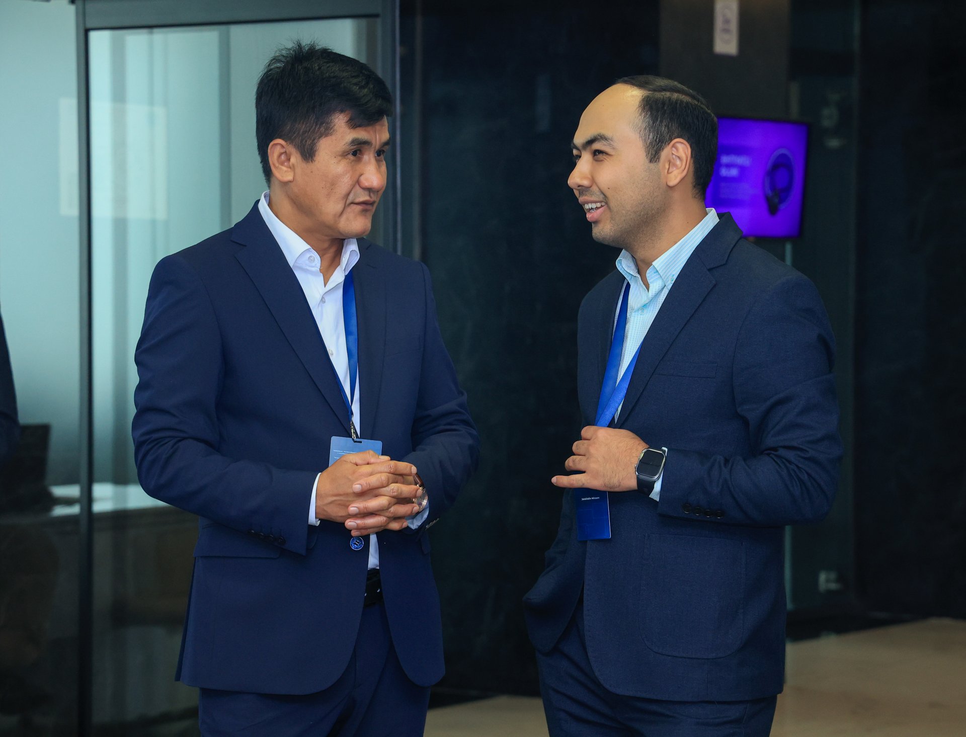 Uzbek delegation visits Xezer Media Center (PHOTO)
