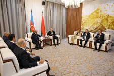 Azerbaijani and Belarusian prime ministers hold talks in Minsk (PHOTO)