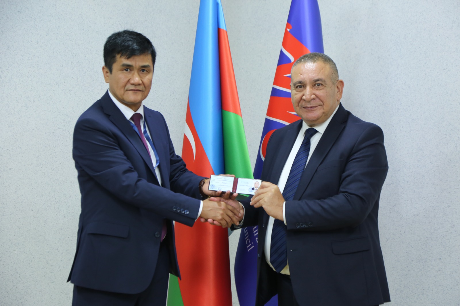 Chairman of Uzbekistan’s Journalists Union visits Azerbaijan’s Press Council (PHOTO)