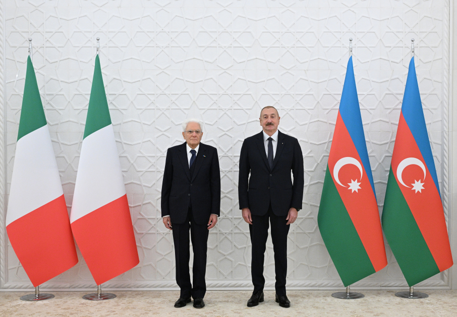 Baku hosts official welcome ceremony for President of Italy (PHOTO)