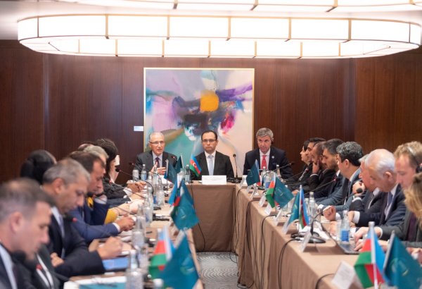 Baku Climate Action Week tackles future of agribusiness with roundtable on resilience (PHOTO)