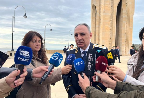 Azerbaijan spotlights ongoing probe into AZAL plane mishap