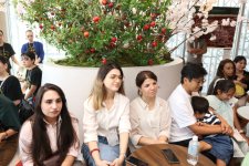 Azerbaijani diaspora committee's chief meets with compatriots in Japan (PHOTO)