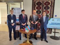 Azerbaijani diaspora committee's chief meets with compatriots in Japan (PHOTO)