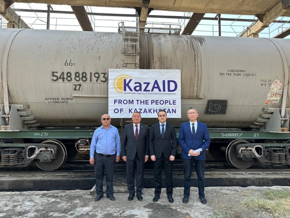 Kazakhstan steps up with fuel humanitarian aid for Tajikistan