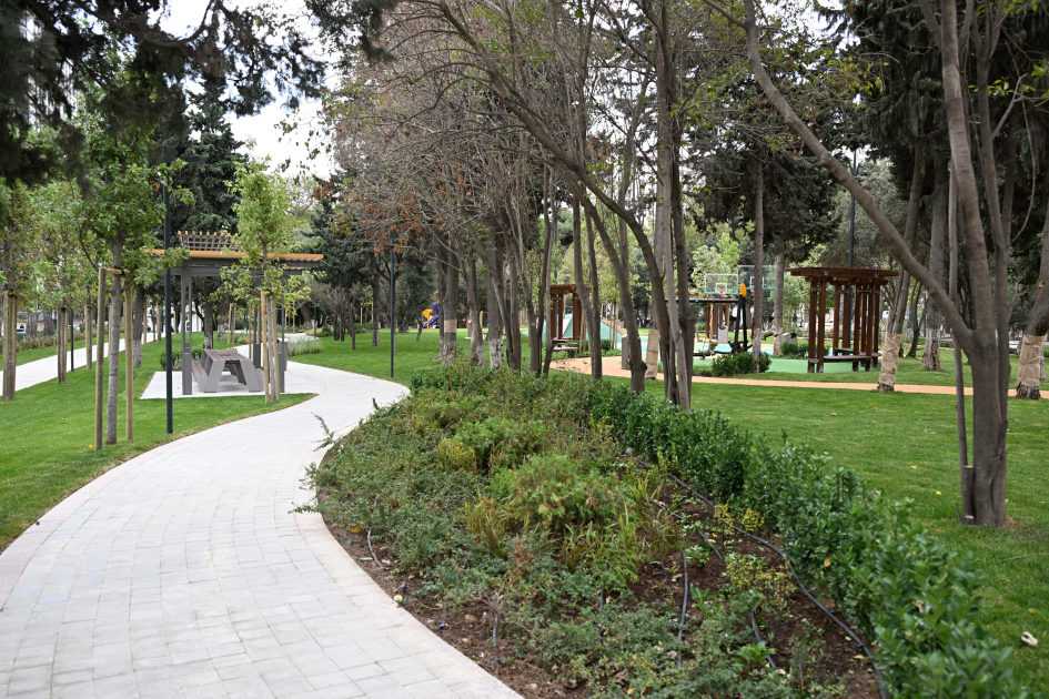 President Ilham Aliyev, First Lady Mehriban Aliyeva inaugurate new park in Baku's Narimanov district (PHOTO)
