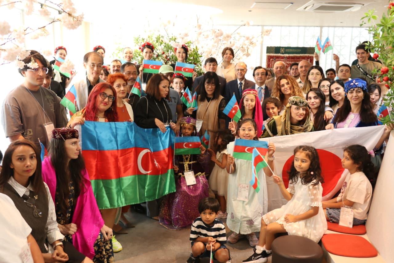 Azerbaijani diaspora committee's chief meets with compatriots in Japan (PHOTO)