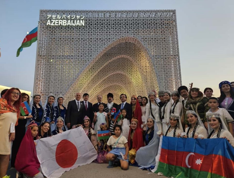 Azerbaijani diaspora committee's chief meets with compatriots in Japan (PHOTO)